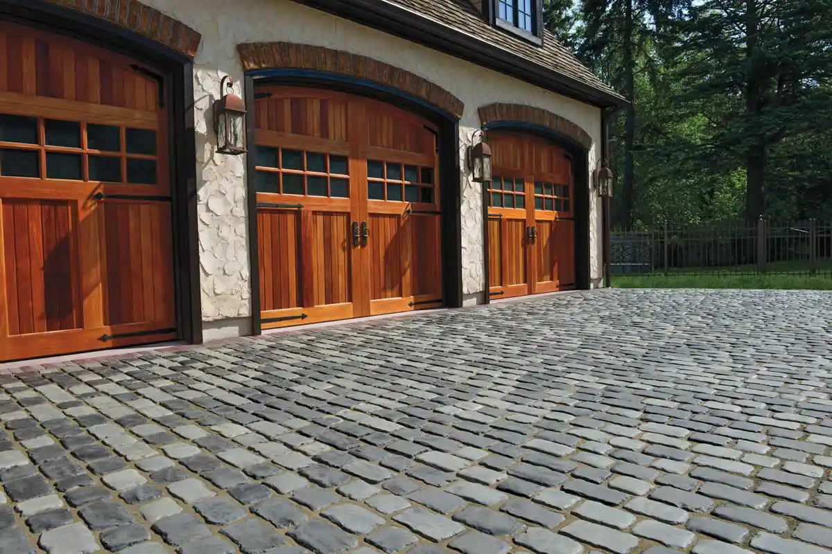 View our Interlocking Driveways gallery